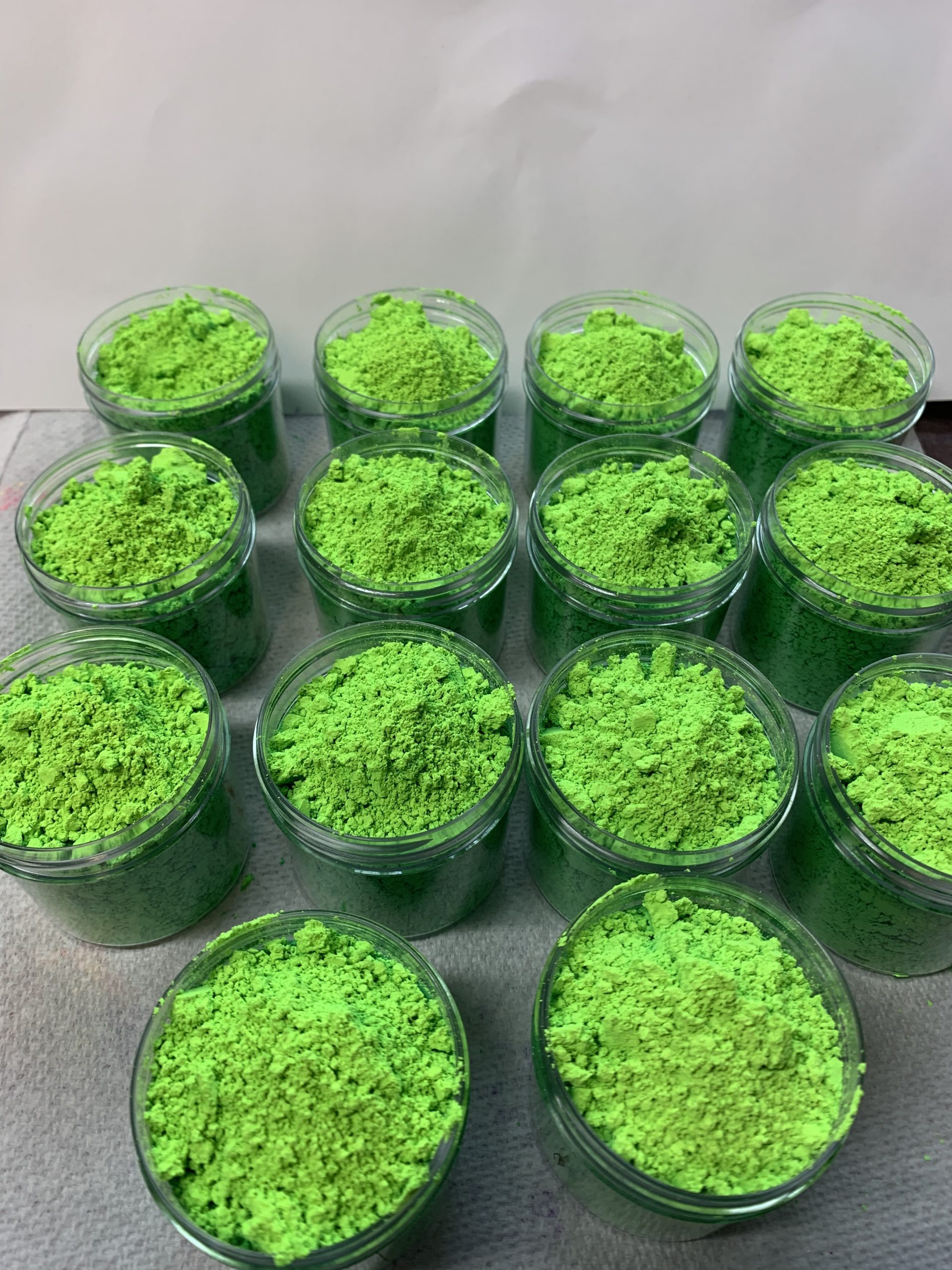Green to Yellow Thermochromic Pigment 